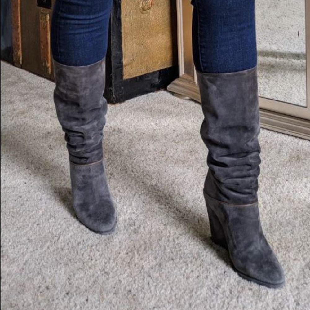 D&G suede slouchy wedge boots